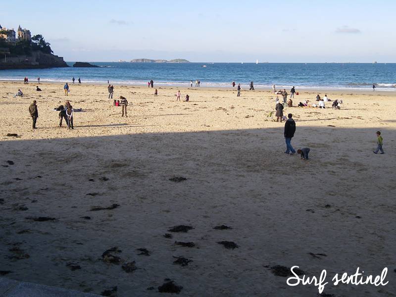 Photo du spot L'écluse à Dinard : Surf report et prévisions de vagues en temps réel