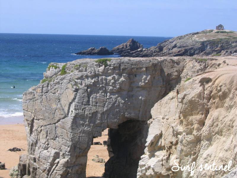 Photo de la ville Saint-Pierre-Quiberon : Prévisions de vagues en temps réel à Saint-Pierre-Quiberon