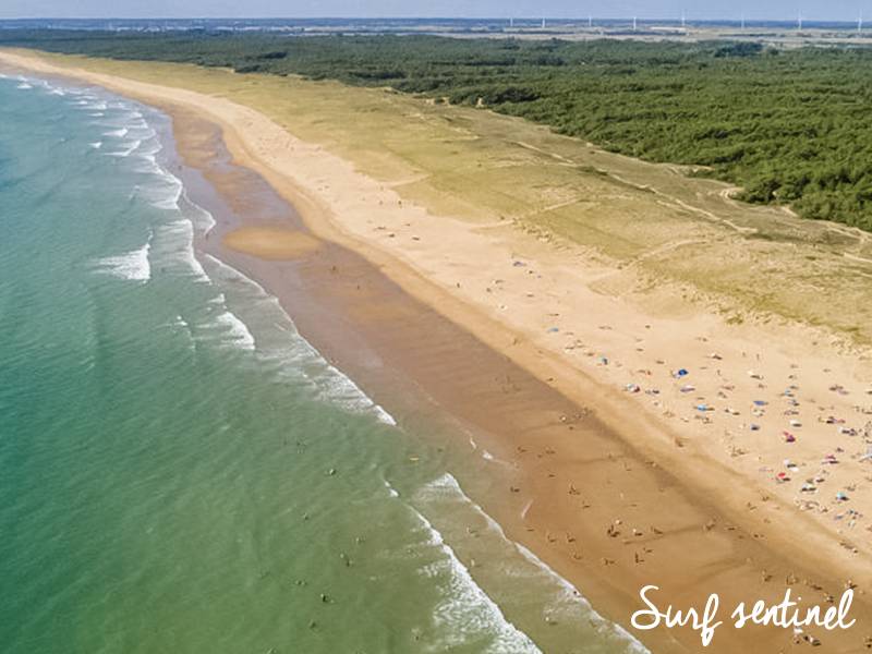 Photo du spot La Terrière à La Tranche-sur-Mer : Surf report et prévisions de vagues en temps réel