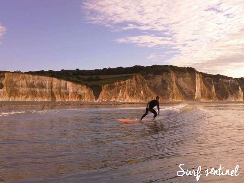 Photo du spot Plage de Pourville à Hautot-sur-Mer : Surf report et prévisions de vagues en temps réel