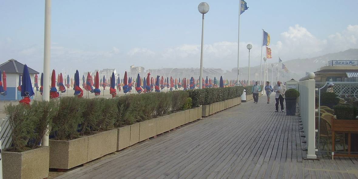 Photo de la ville Deauville : Prévisions de vagues en temps réel à Deauville