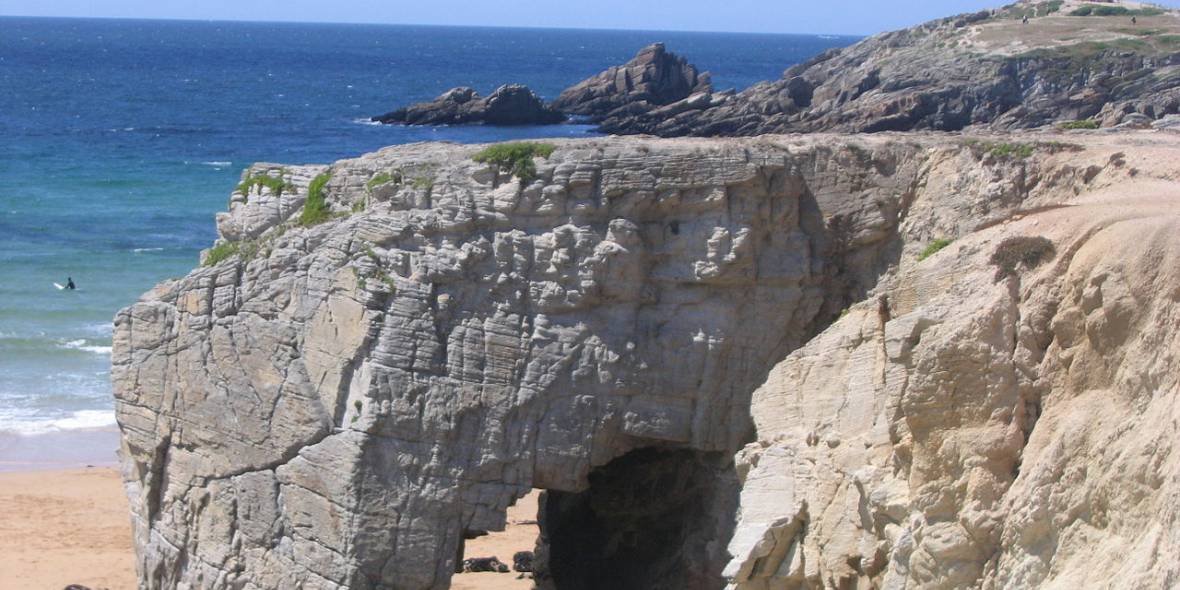 Photo de la ville Saint-Pierre-Quiberon : Prévisions de vagues en temps réel à Saint-Pierre-Quiberon