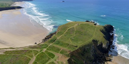 Météo des vagues et surf report sur le spot de surf de Lostmarc'h à Crozon, Finistère