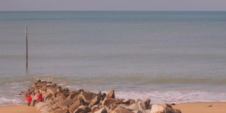 Météo des vagues et surf report sur le spot de surf de Coutainville à Agon-Coutainville, Manche