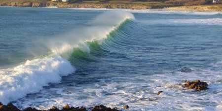 Météo des vagues et surf report sur le spot de surf de Saint Tugen à Esquibien, Finistère